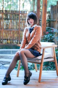 [写真] cosplay 半半子 - 彼女の制服姿が好き (电车+庭院) 58P [58P-169.42 MB] 正经资源-给我网盘资源